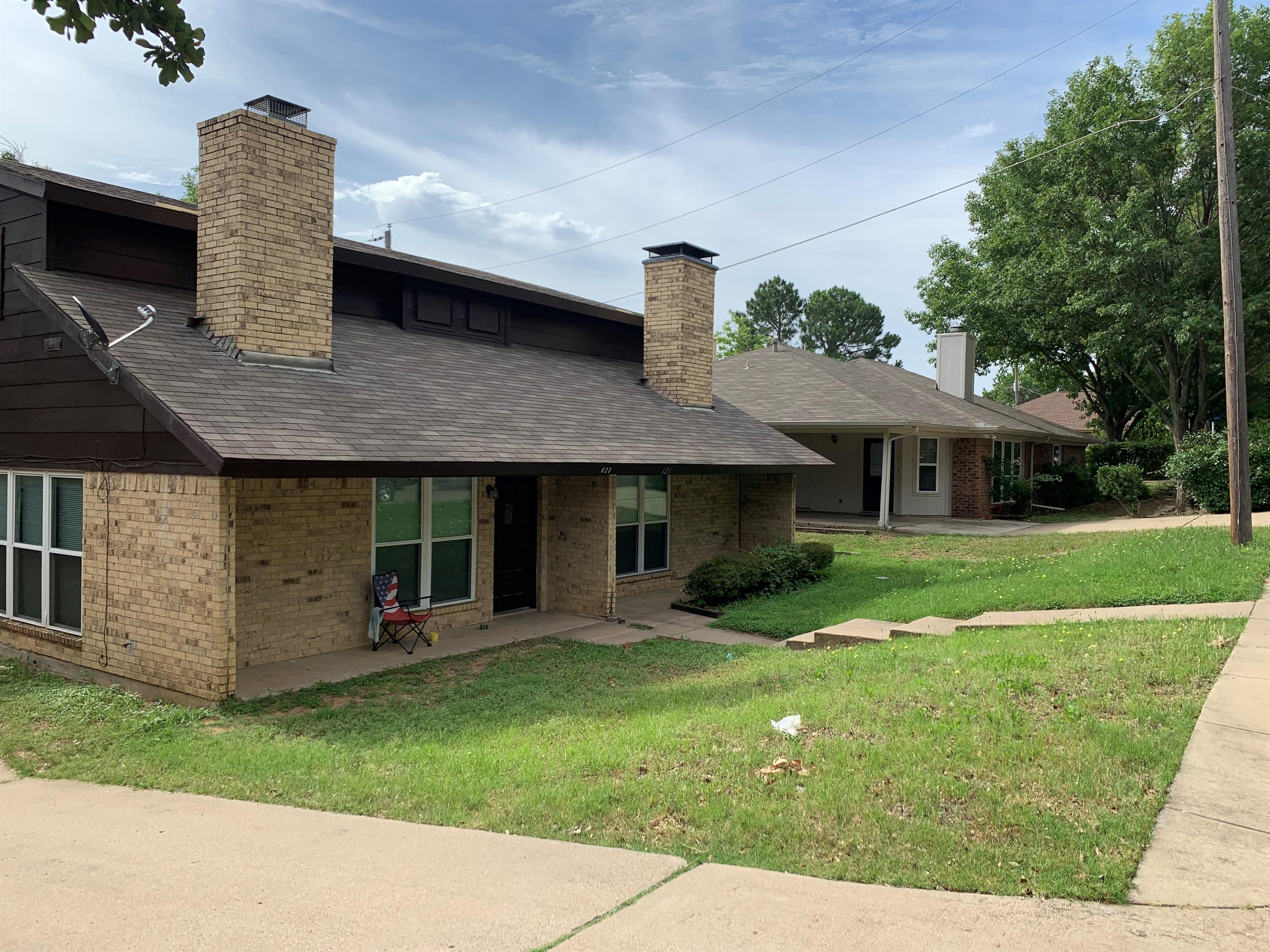 625 Cousins Lane